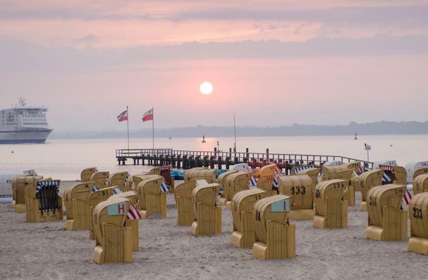 Seaside Mit Ostseeblick Apartment Lubeck Bagian luar foto